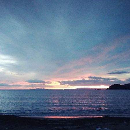 Renovated Apt 100M From Beach Wifi Ac Anavyssos Bagian luar foto