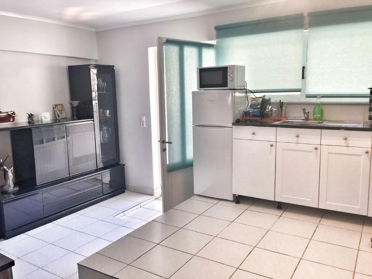 Renovated Apt 100M From Beach Wifi Ac Anavyssos Bagian luar foto