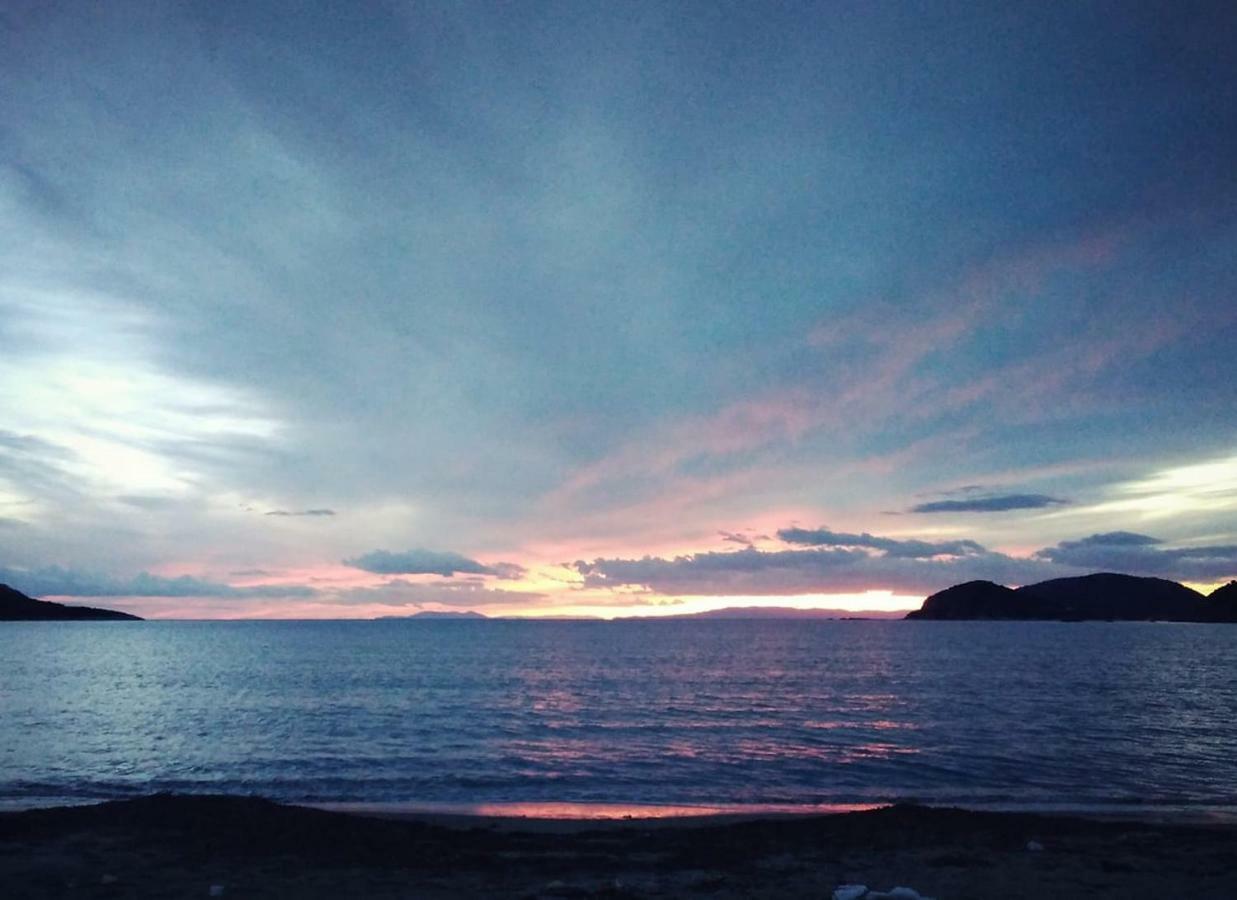 Renovated Apt 100M From Beach Wifi Ac Anavyssos Bagian luar foto