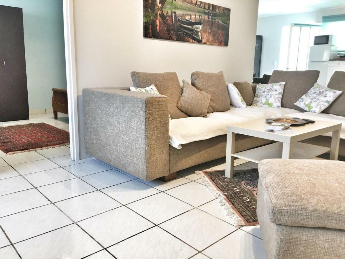Renovated Apt 100M From Beach Wifi Ac Anavyssos Bagian luar foto